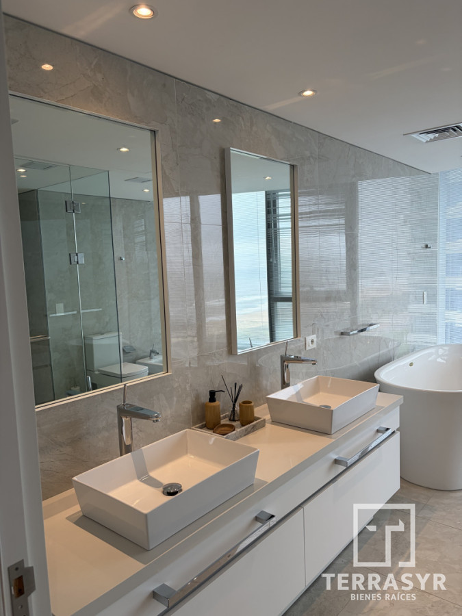 Apartamento ID.1077 - Alquiler Torre Trump 