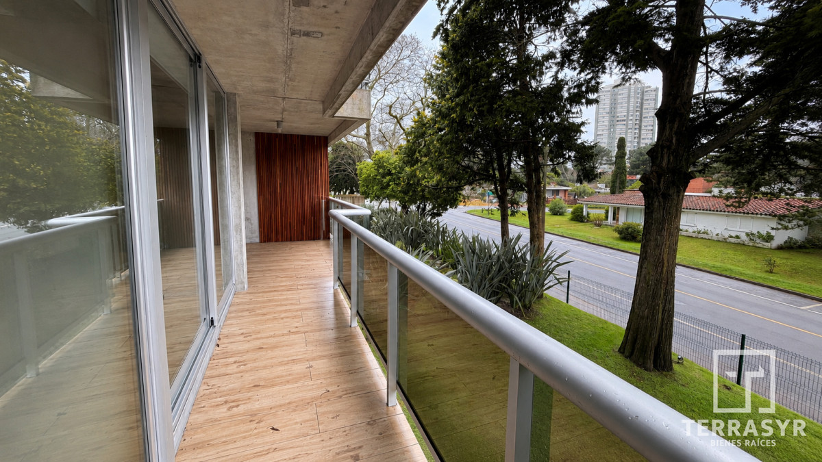 Apartamento ID.1918 - Apartamento 2 dormitorios - Amoblado, equipado y con garage