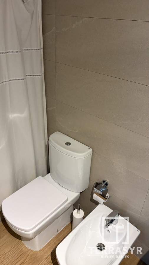Apartamento ID.1077 - Alquiler Torre Trump 