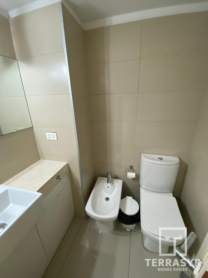 Apartamento ID.1421 - Apartamento de 1 dormitorio y medio en edificio Unique