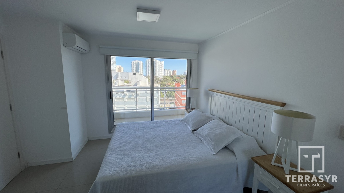 Apartamento ID.7 - Alquiler de Temporada!! Amplio Departamento con Parrillero Exclusivo