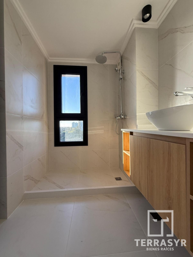 Apartamento ID.1321 - Apartamento en Alquiler Anual de 2 dormitorios en Punta del Este