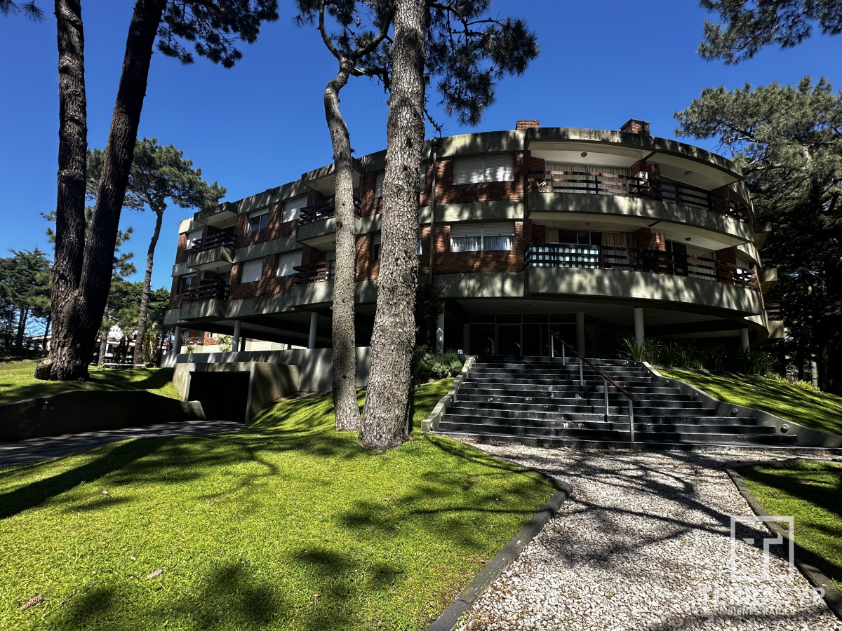 Apartamento ID.1643 - Apartamento de 2 dormitorios en Alquiler Temporal, ideal para familias. 