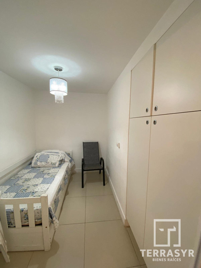 Apartamento ID.1421 - Apartamento de 1 dormitorio y medio en edificio Unique