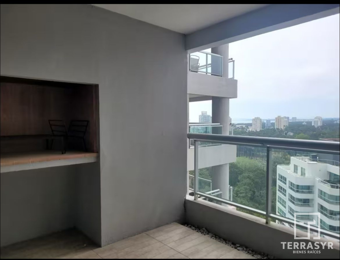 Apartamento ID.1271 - Alquiler anaual Torre look brava 
