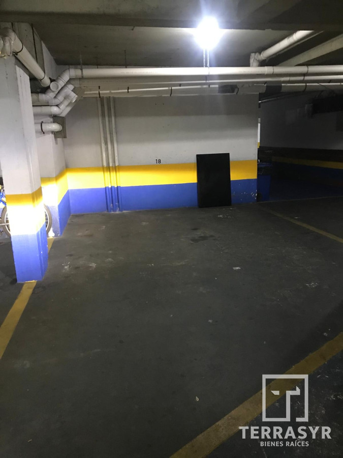 Apartamento ID.1155 - Alquiler anual 3 dormitorios 