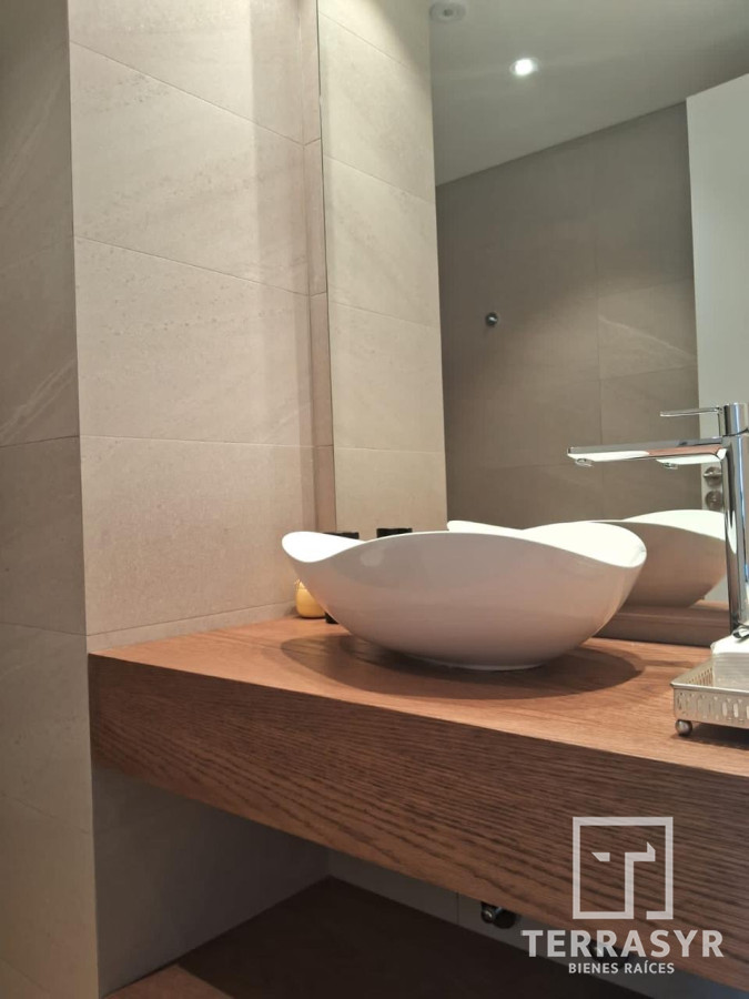 Apartamento ID.1419 - Alquiler anual 1 dormitorio Torre Trump 
