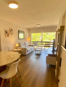Apartamento en venta 2 dormitorios, reciclado y con garaje Mansa