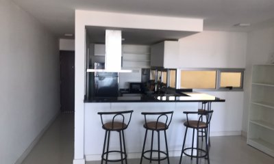 Hermoso apartamento de 1 dormitorio en primera línea mansa