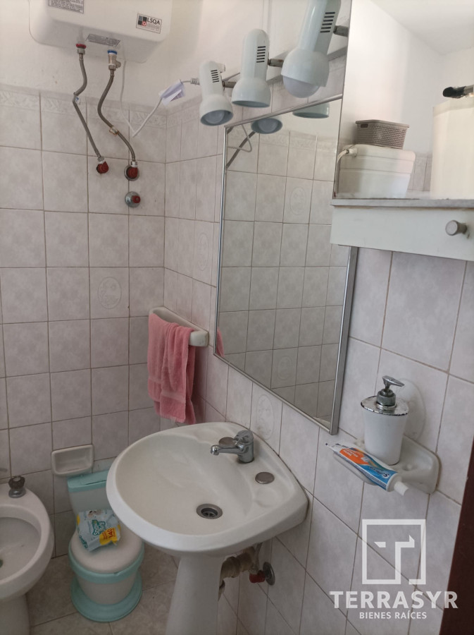 Casa ID.372 - Casa esquinera en el Centro de maldonado