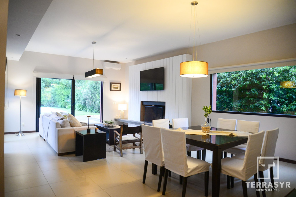Casa ID.1139 - Hermosa casa en La Arbolada con Piscina Climartizada