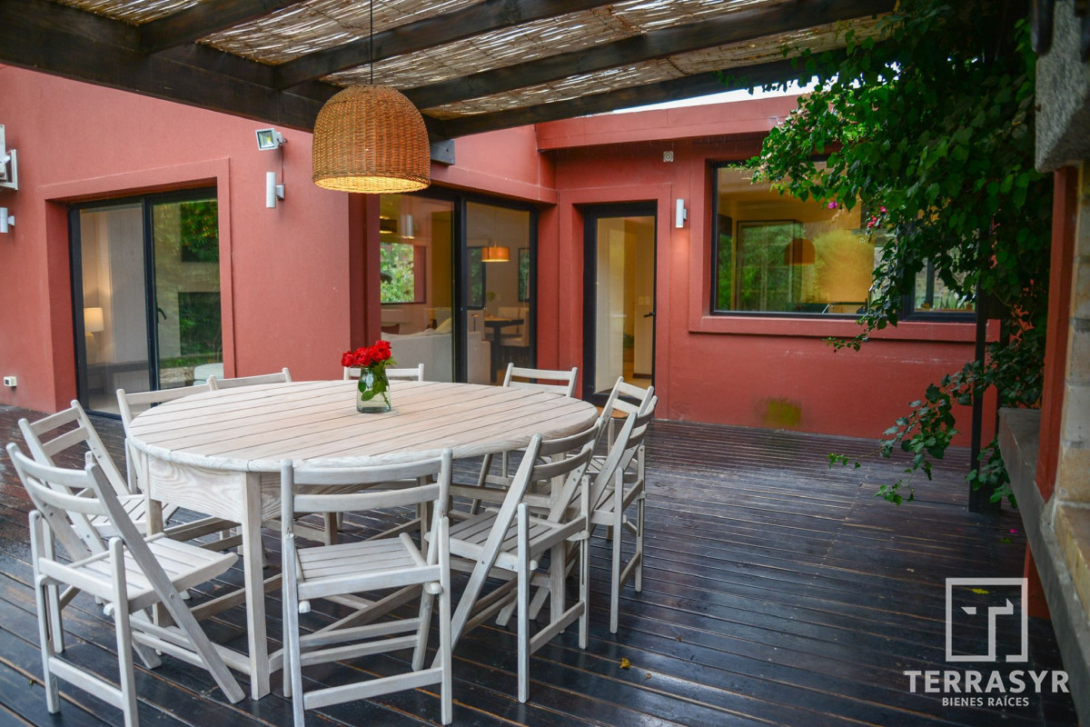 Casa ID.1139 - Hermosa casa en La Arbolada con Piscina Climartizada
