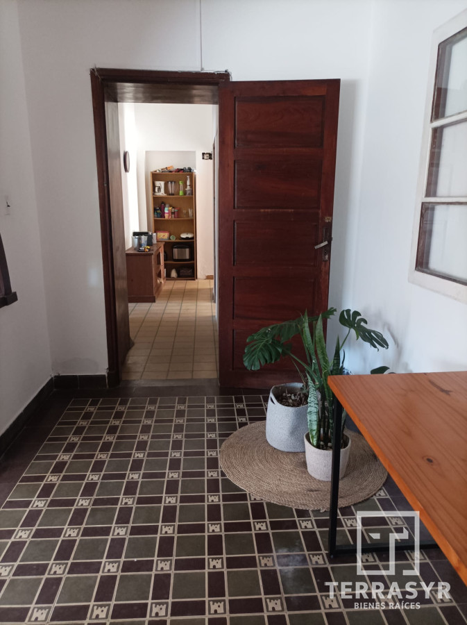 Casa ID.372 - Casa esquinera en el Centro de maldonado