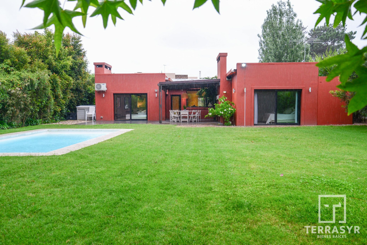 Casa ID.1139 - Hermosa casa en La Arbolada con Piscina Climartizada