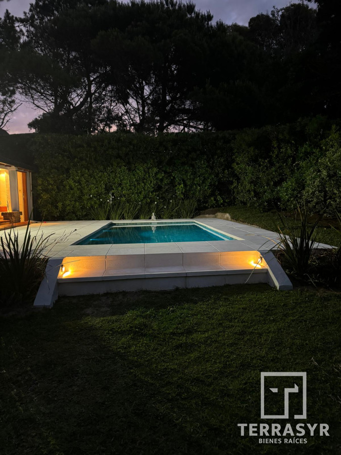 Casa ID.1648 - Casa en Punta del Este, Brava