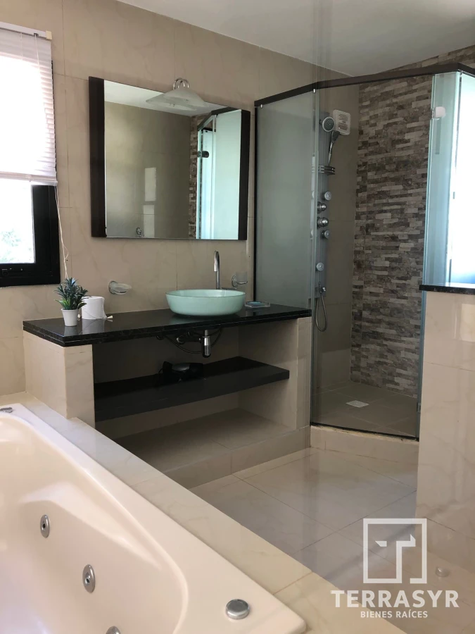 Casa ID.408 - Hermosa casa en solana Green parck 