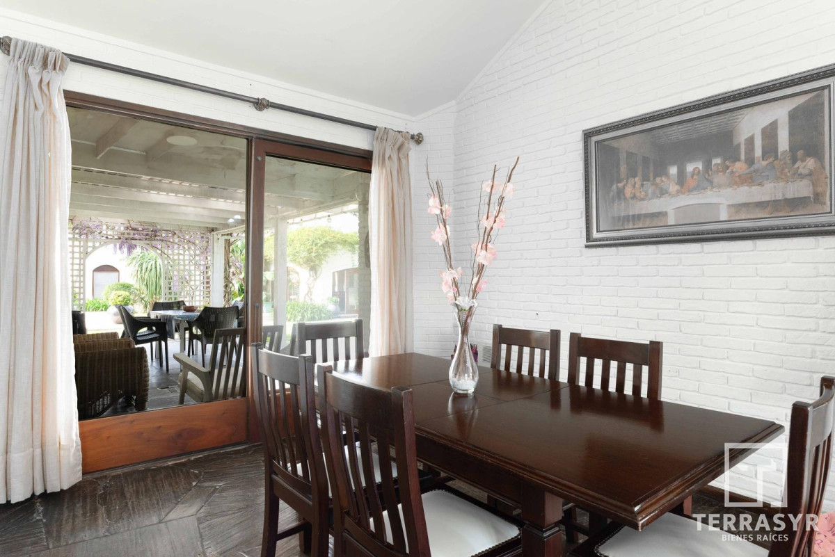 Casa ID.1076 - Excelente Casa Con Piscina climatizada en Alquiler temporal,