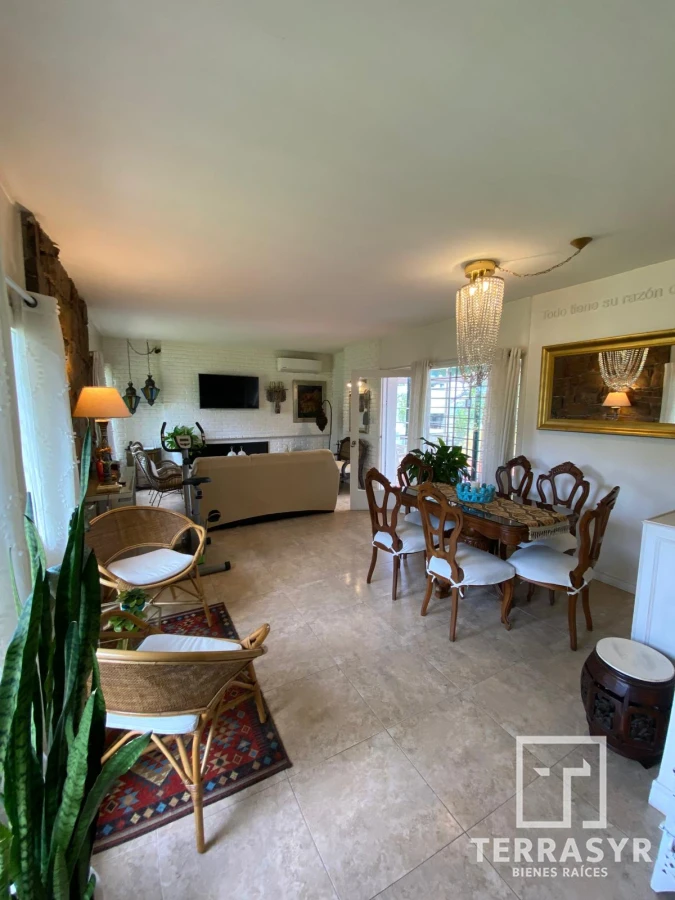 Casa ID.968 - Casa de 3 dormitorio, Vista al mar