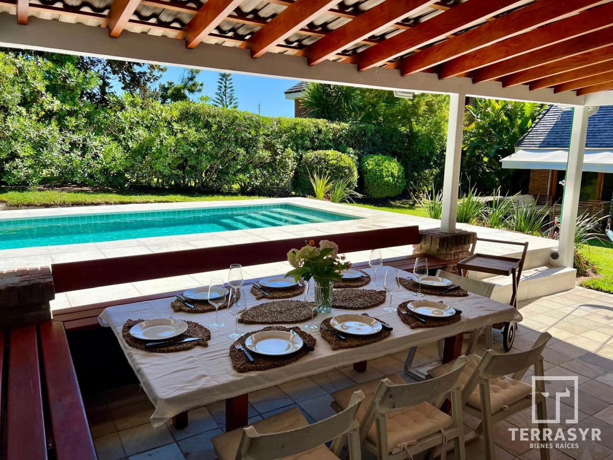 Casa ID.1648 - Casa en Punta del Este, Brava