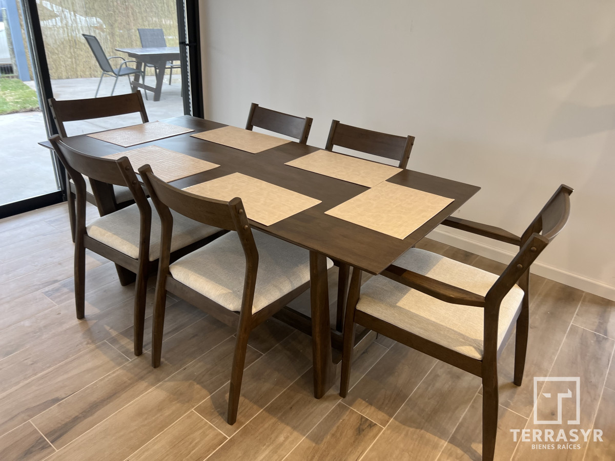 Casa ID.1140 - Casa en playa mansa 