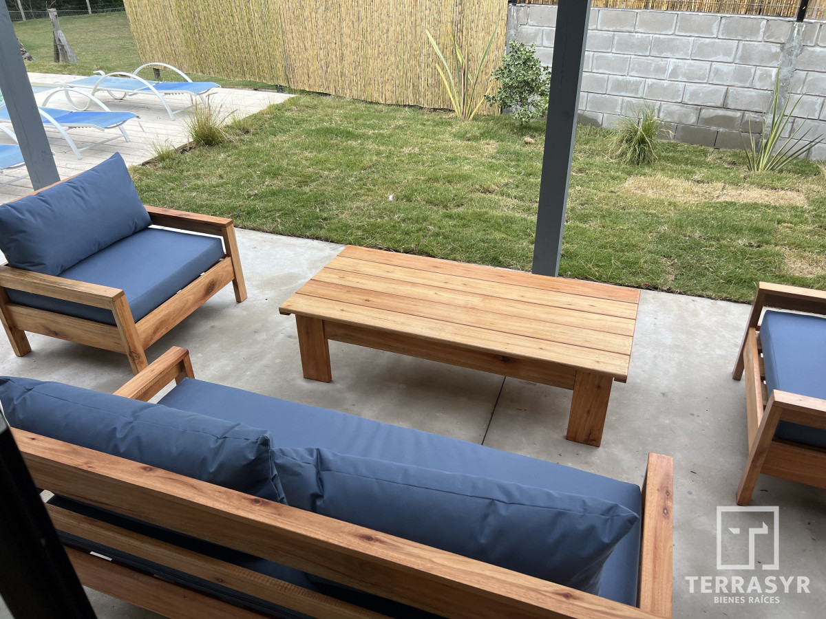 Casa ID.1140 - Casa en playa mansa 