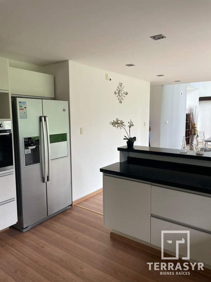 Casa ID.682 - Casa en venta barrio privado CUMBRE DE CARRASCO 
