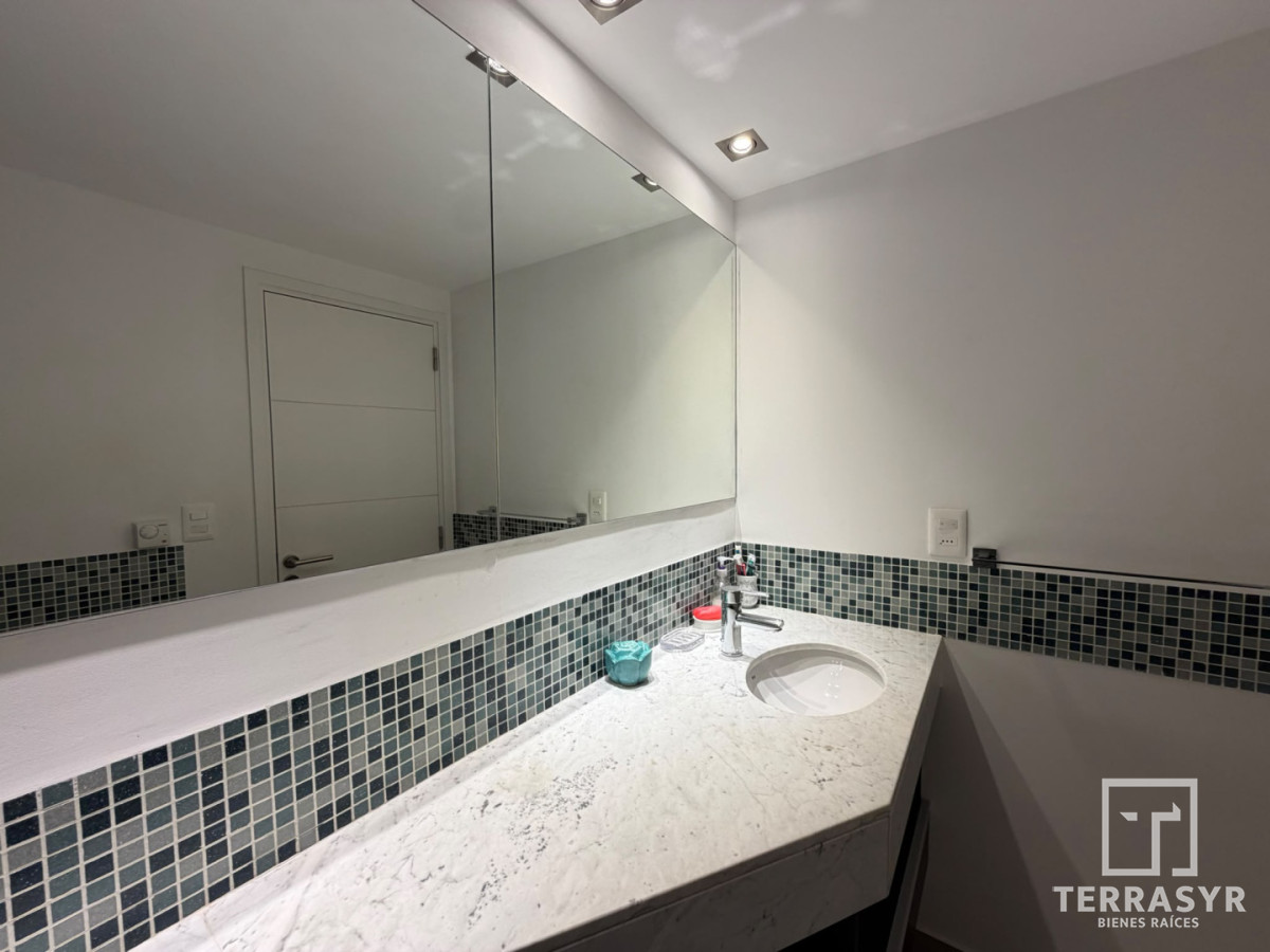 Apartamento ID.1915 - Apartamento en Punta del Este, Brava