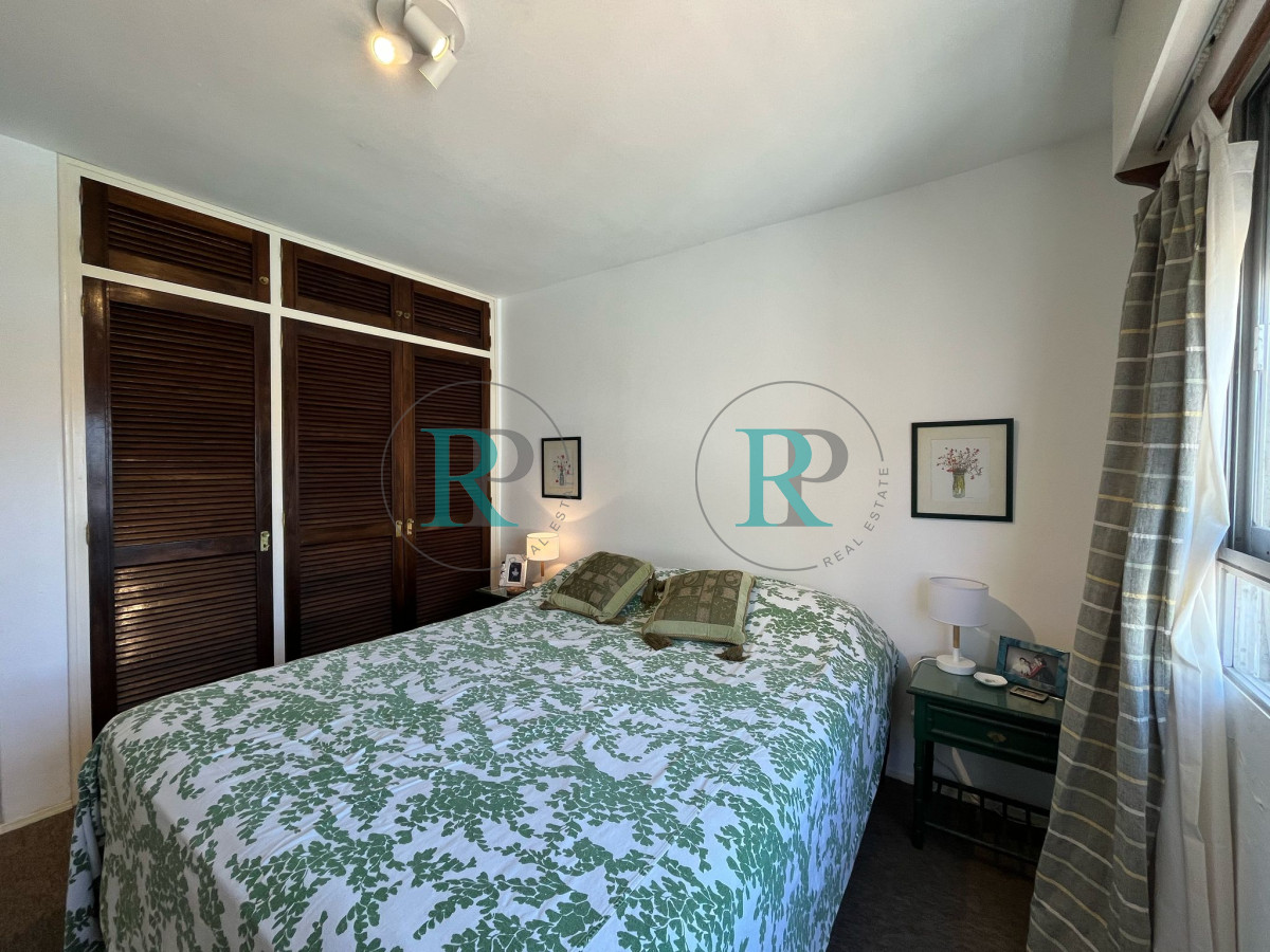 Apartamento ID.2770 -  VENTA APARTAMENTO 2 DORMITORIOS 2 BAÑOS DOBLE GARAJE