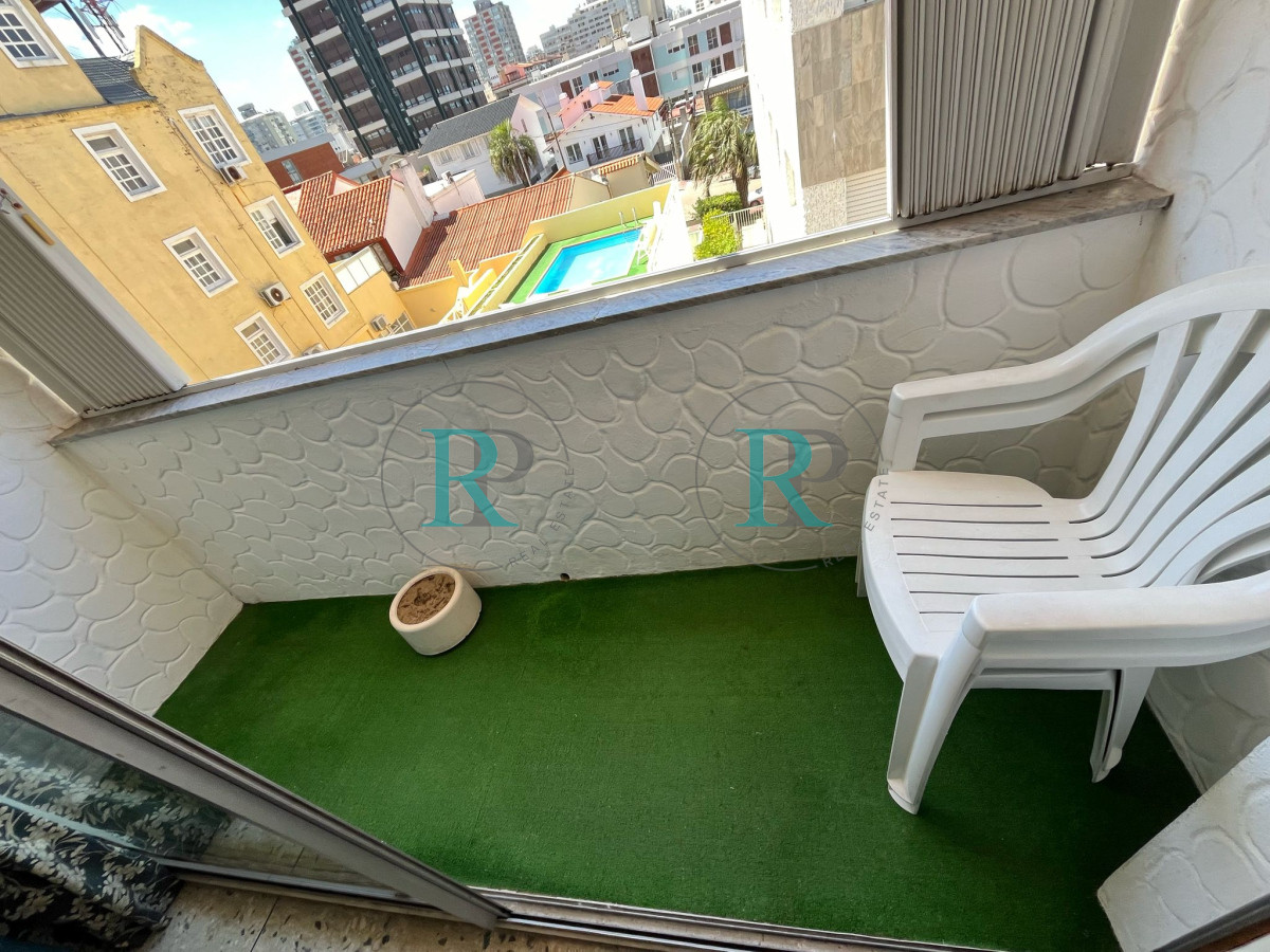 Apartamento ID.2770 -  VENTA APARTAMENTO 2 DORMITORIOS 2 BAÑOS DOBLE GARAJE