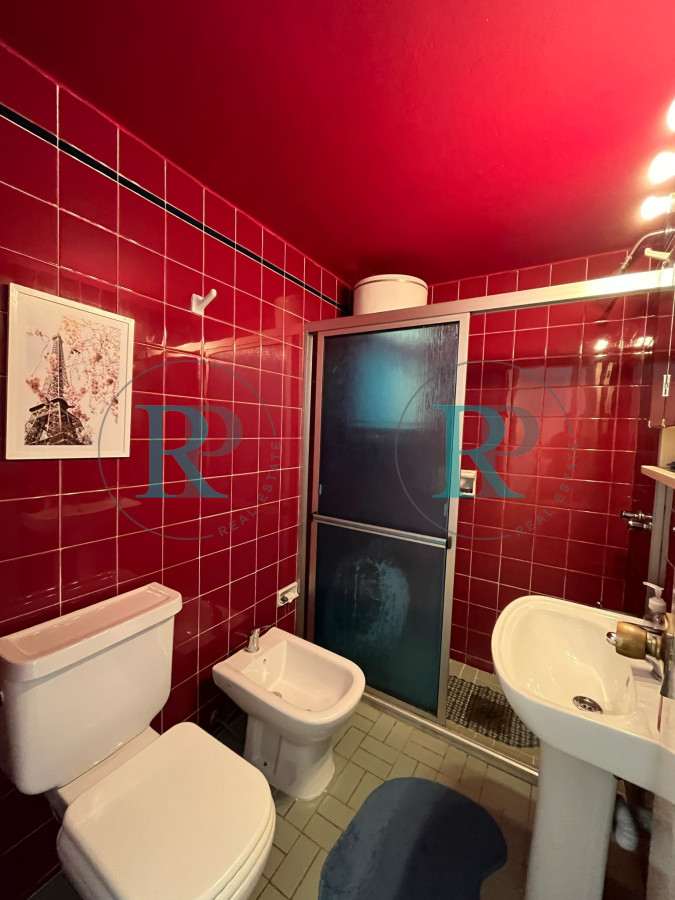 Apartamento ID.2770 -  VENTA APARTAMENTO 2 DORMITORIOS 2 BAÑOS DOBLE GARAJE