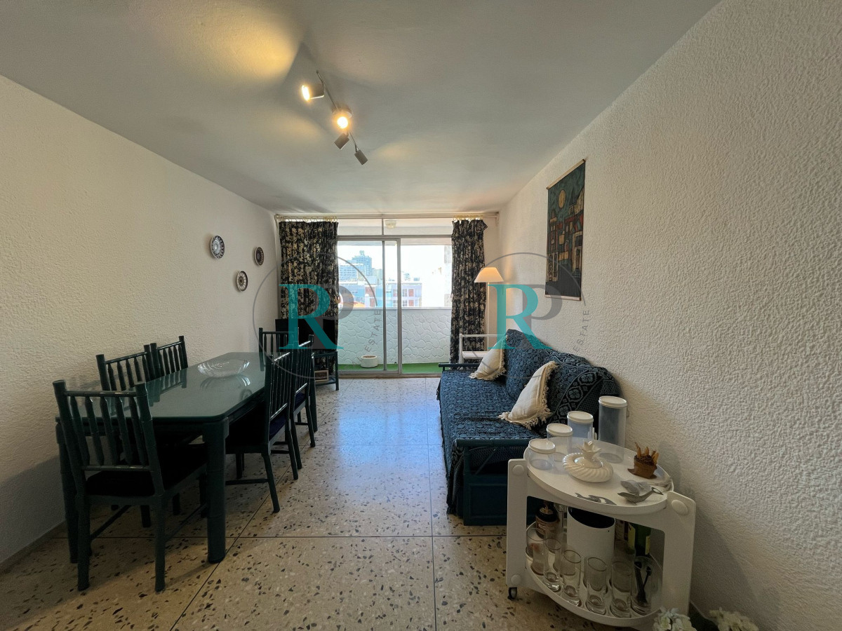 Apartamento ID.2770 -  VENTA APARTAMENTO 2 DORMITORIOS 2 BAÑOS DOBLE GARAJE