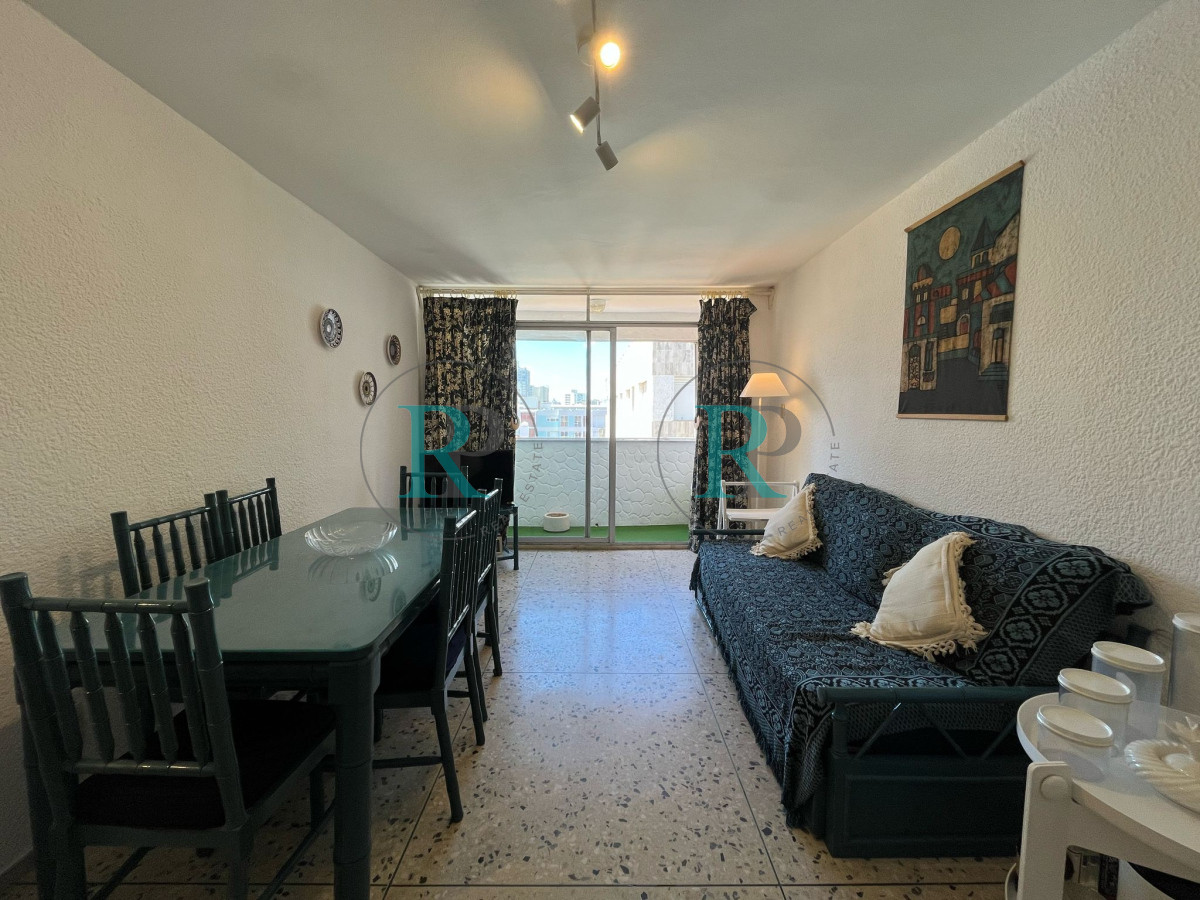 Apartamento ID.2770 -  VENTA APARTAMENTO 2 DORMITORIOS 2 BAÑOS DOBLE GARAJE