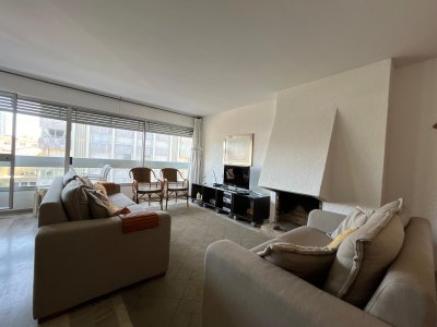APARTAMENTO EN VENTA 3 DORMITORIOS EN PENINSULA
