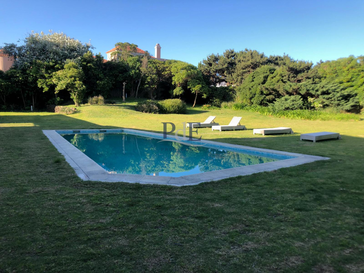 Casa Frente al Mar de 5 Dormitorios + Dependencia. Montoya - Imagen 40