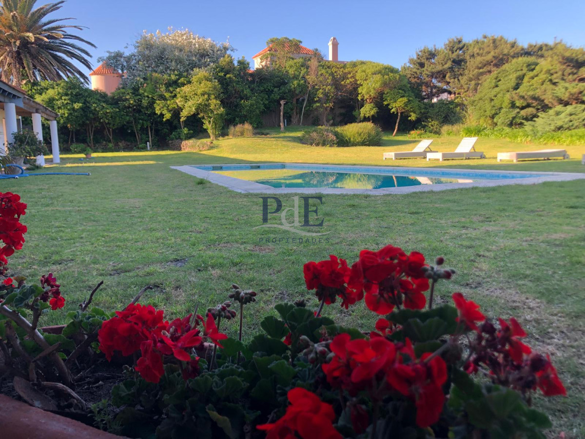 Casa Frente al Mar de 5 Dormitorios + Dependencia. Montoya - Imagen 37