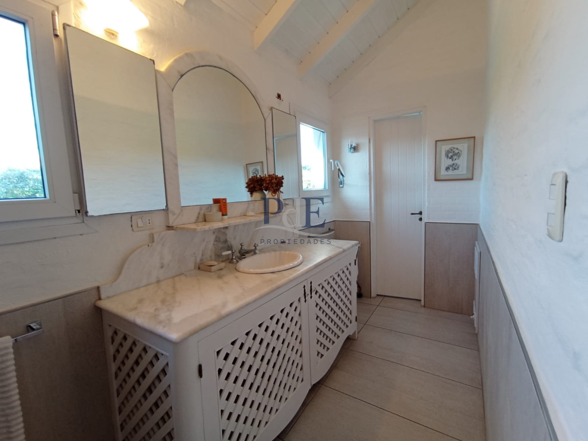 Casa Frente al Mar de 5 Dormitorios + Dependencia. Montoya - Imagen 22