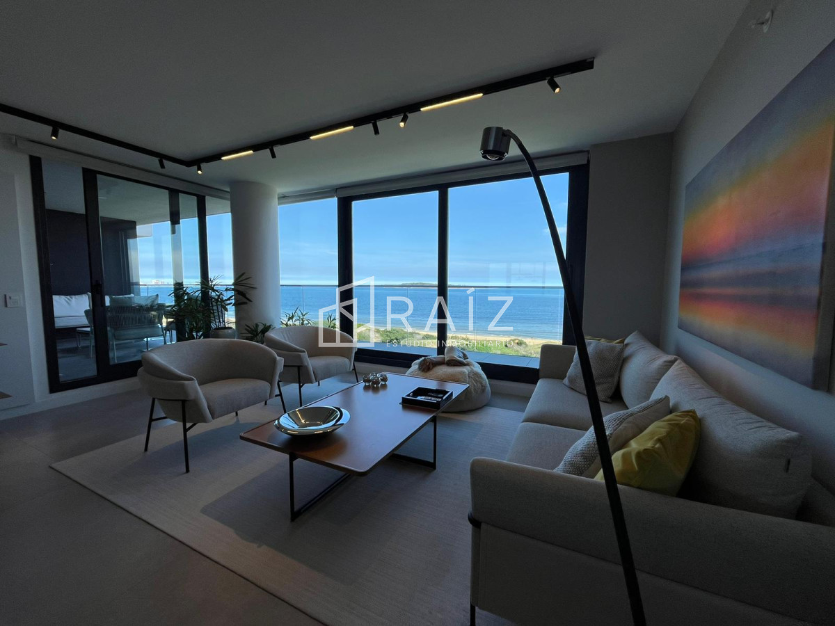 Apartamento ID.10561 - APARTAMENTO 3 DORMITORIOS ALQUILER ANUAL MANSA - EDIFICIO DE EXCELENTE CATEGORIA