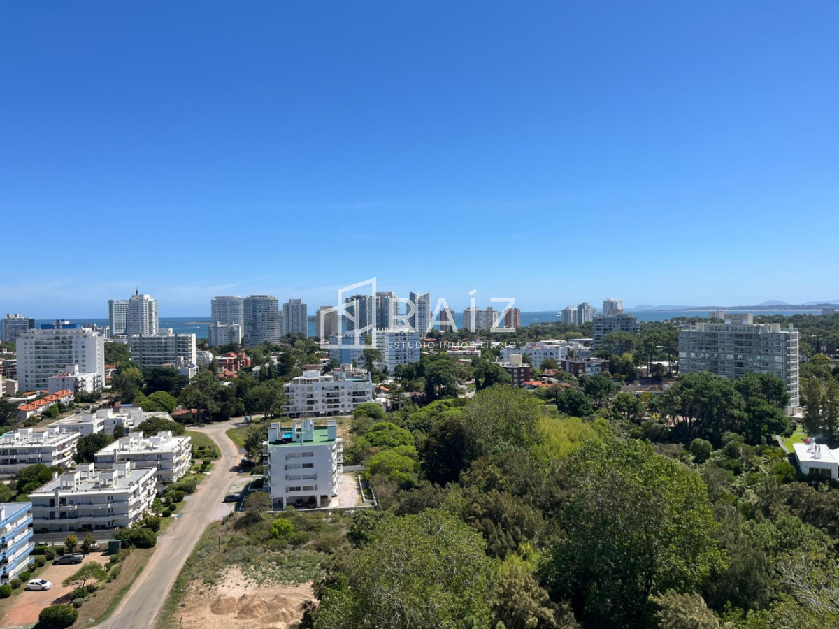 Apartamento ID.11918 - VENTA PENTHOUSE 4 DORMITORIOS BRAVA