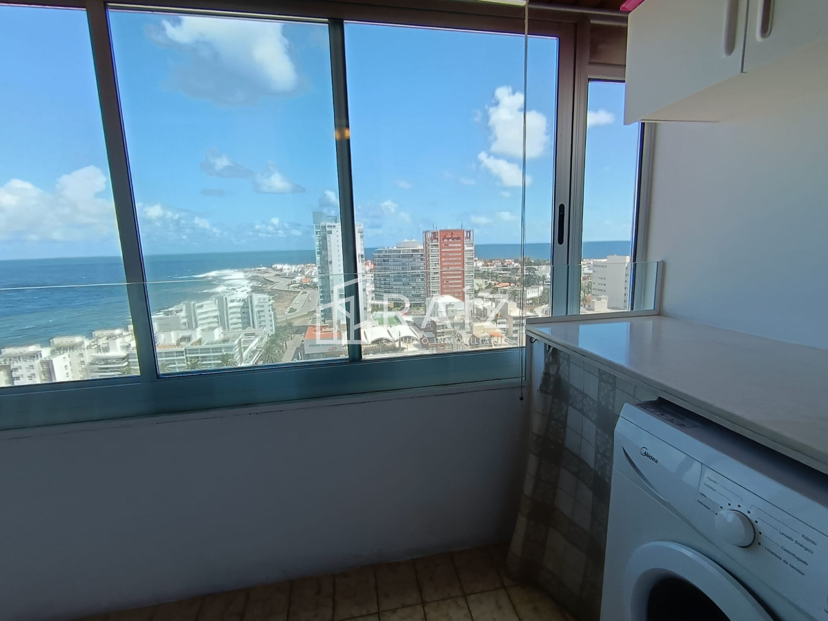 Apartamento ID.1430 - APARTAMENTO EN VENTA 3 DORMITORIOS PENINSULA