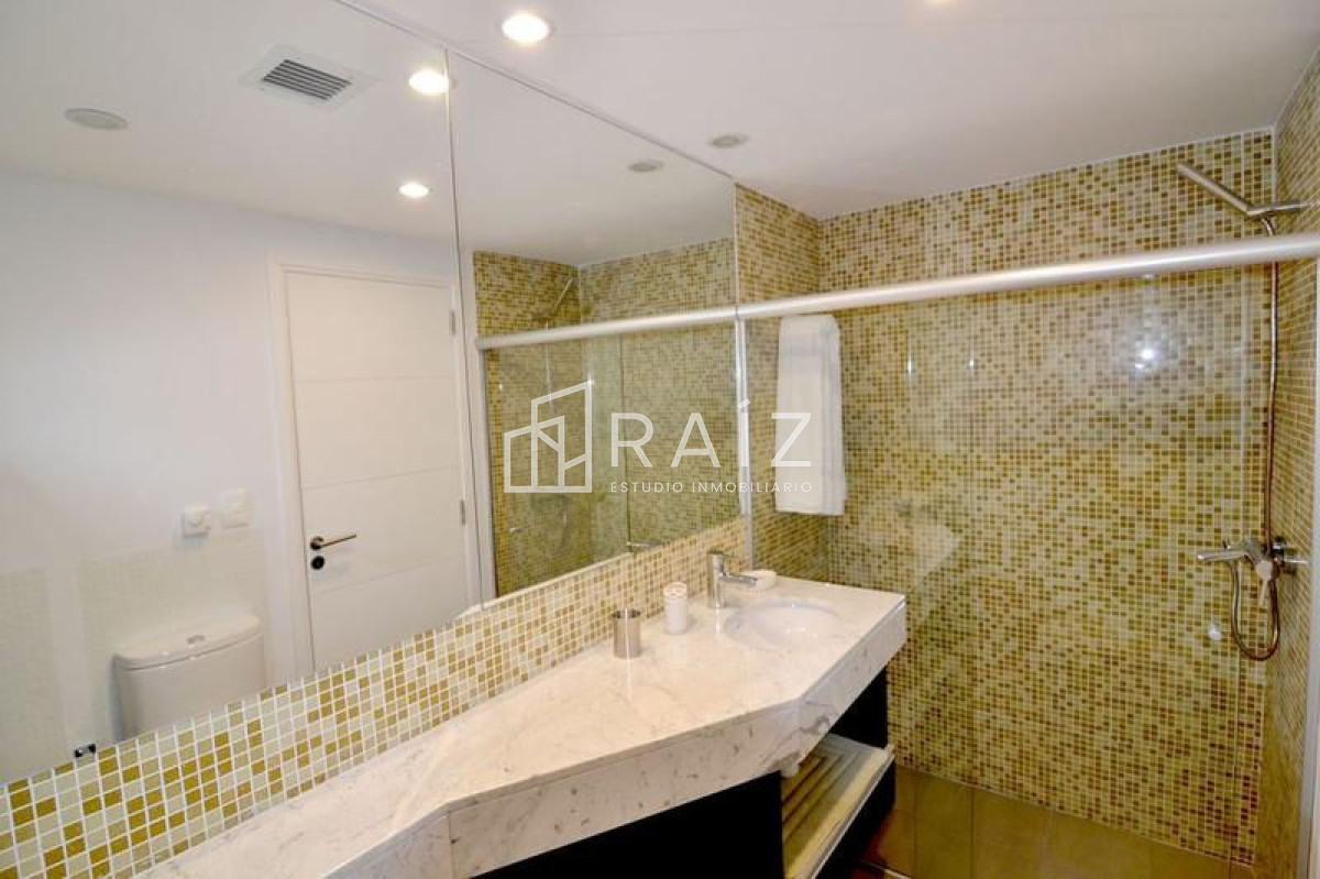 Apartamento ID.1682 - Amplia planta de 2 dormitorios y medio