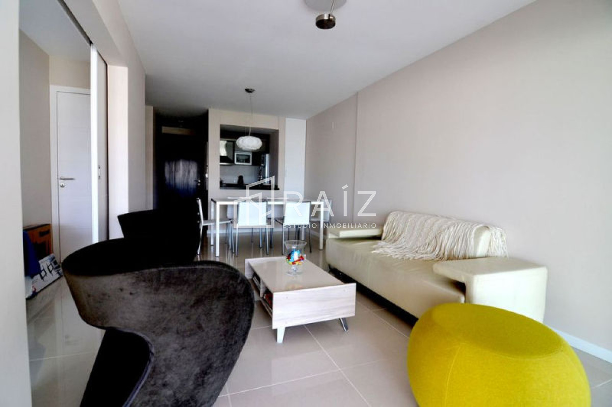 Apartamento ID.1682 - Amplia planta de 2 dormitorios y medio