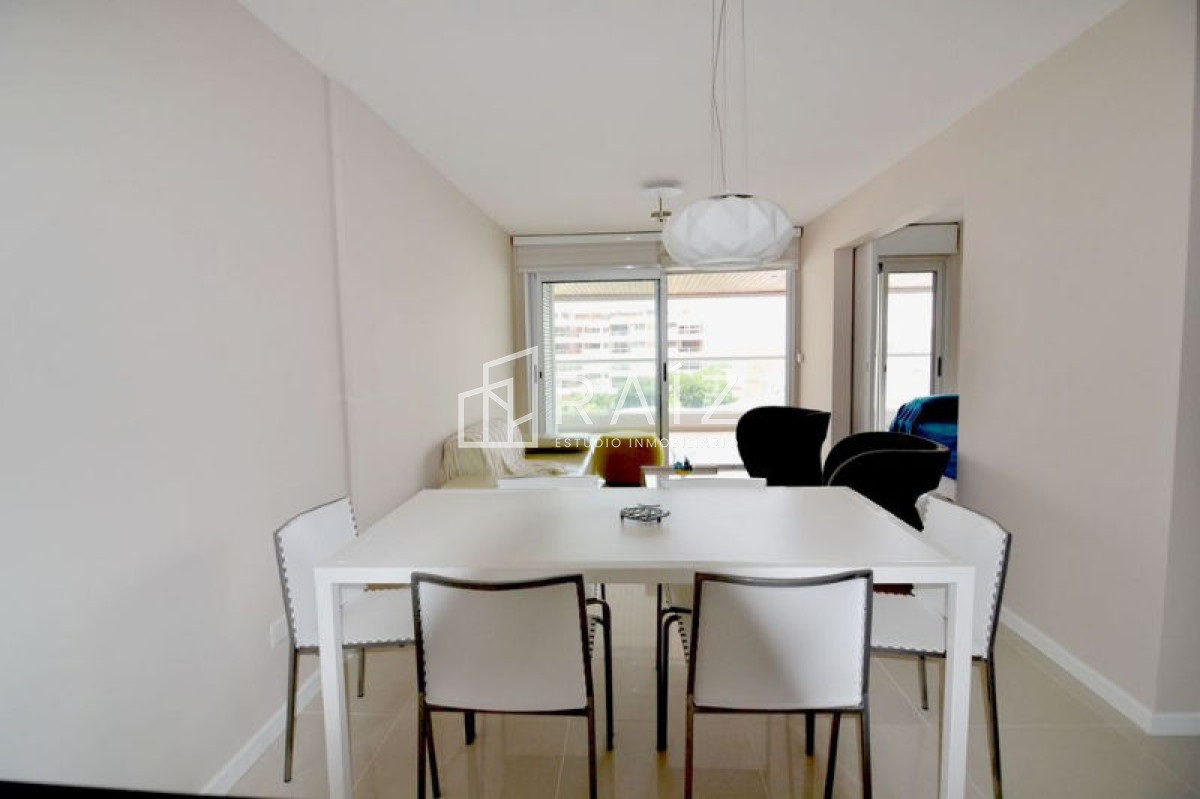 Apartamento ID.1682 - Amplia planta de 2 dormitorios y medio