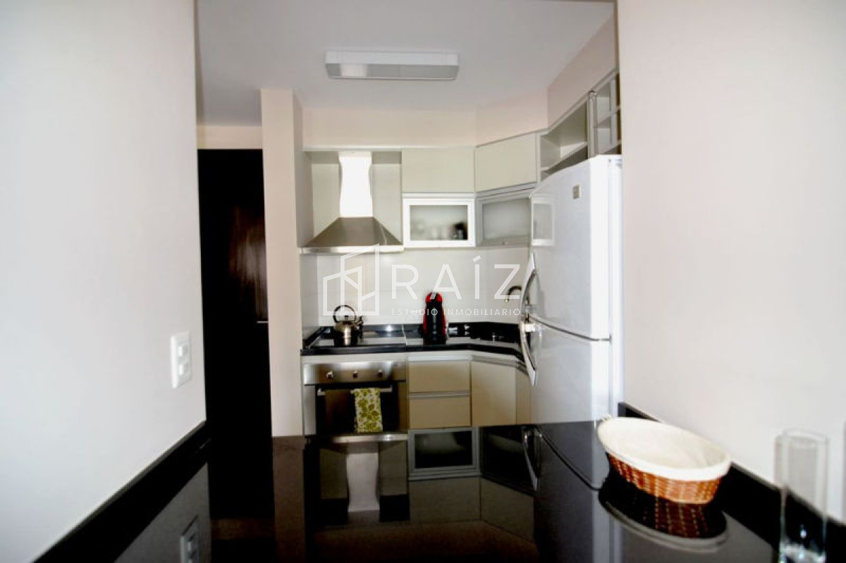 Apartamento ID.1682 - Amplia planta de 2 dormitorios y medio