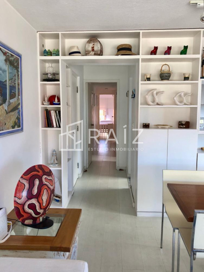 Apartamento ID.87 - Disponible en venta, amplia planta con  vista al mar.