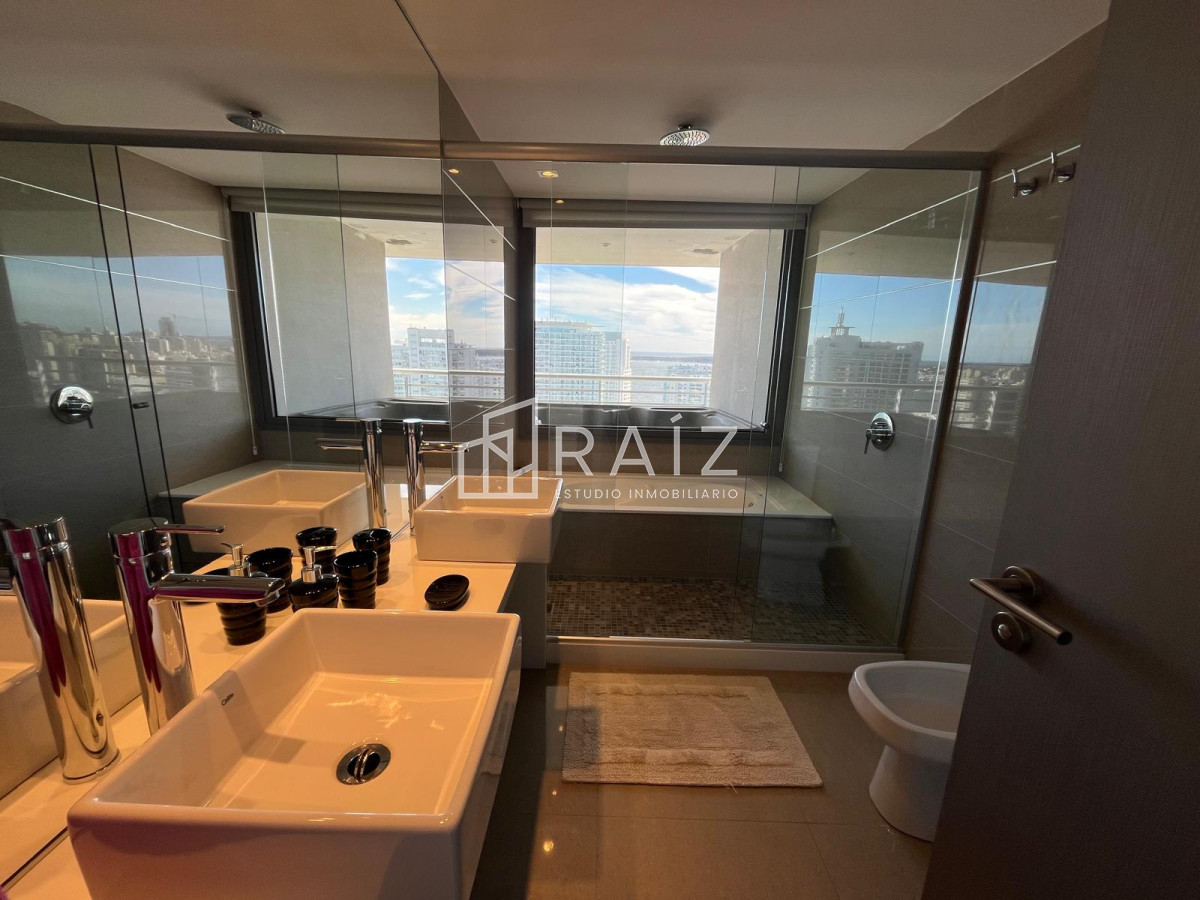 Apartamento ID.11398 - APARTAMENTO PENTHOUSE VENTA 3 DORMITORIOS MANSA
