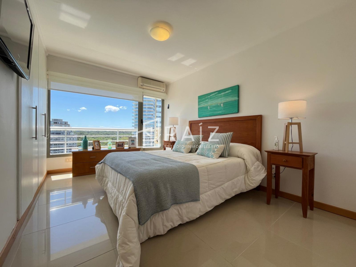 Apartamento ID.11918 - VENTA PENTHOUSE 4 DORMITORIOS BRAVA