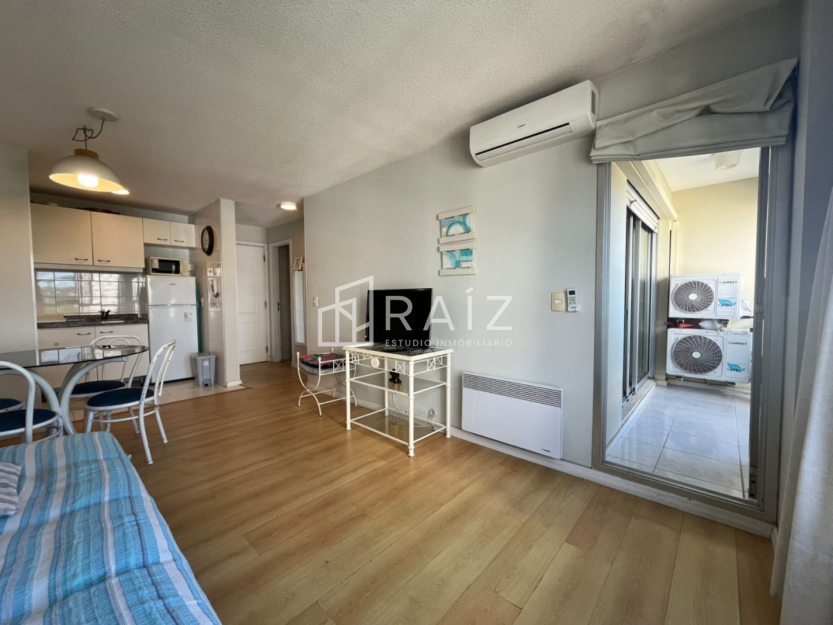 Apartamento ID.11931 - VENTA APARTAMENTO 1 DORMITORIO ROOSEVELT