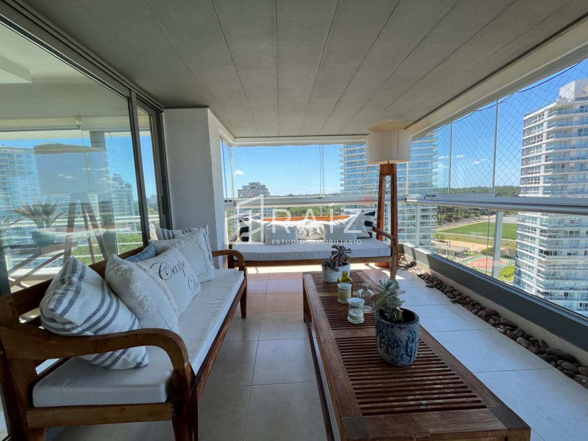 Apartamento ID.11918 - VENTA PENTHOUSE 4 DORMITORIOS BRAVA