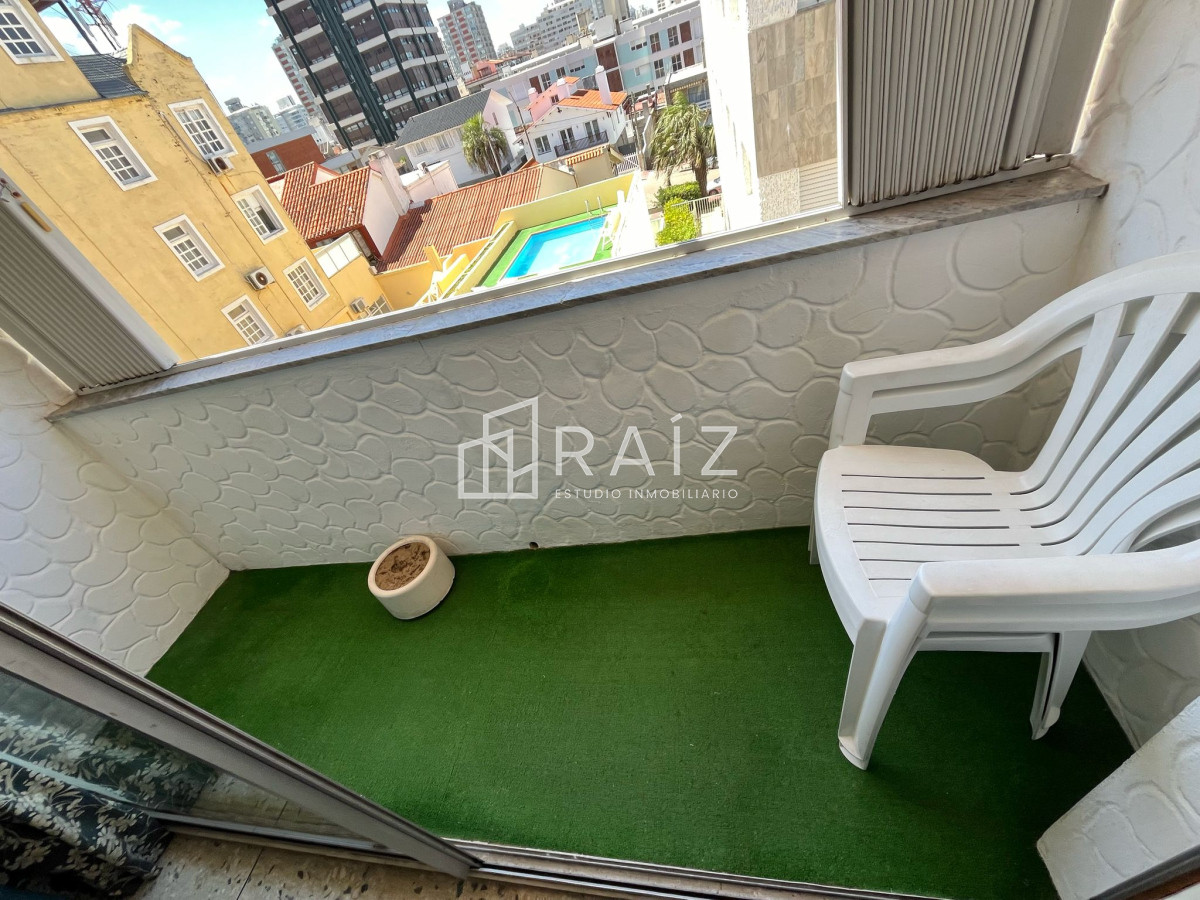 Apartamento ID.10279 -  VENTA APARTAMENTO 2 DORMITORIOS 2 BAÑOS DOBLE GARAJE