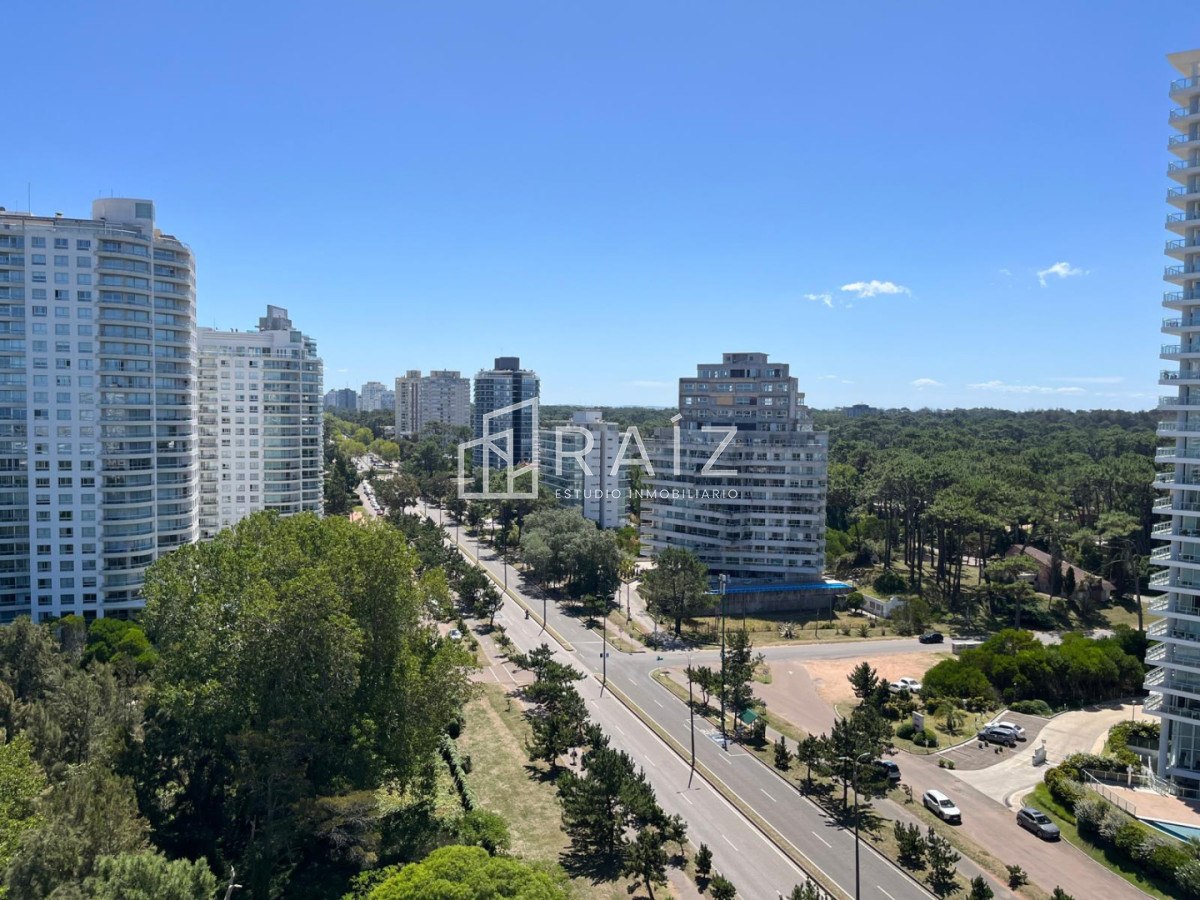 Apartamento ID.11918 - VENTA PENTHOUSE 4 DORMITORIOS BRAVA